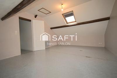 Maison - 97 m² - 5 pièces