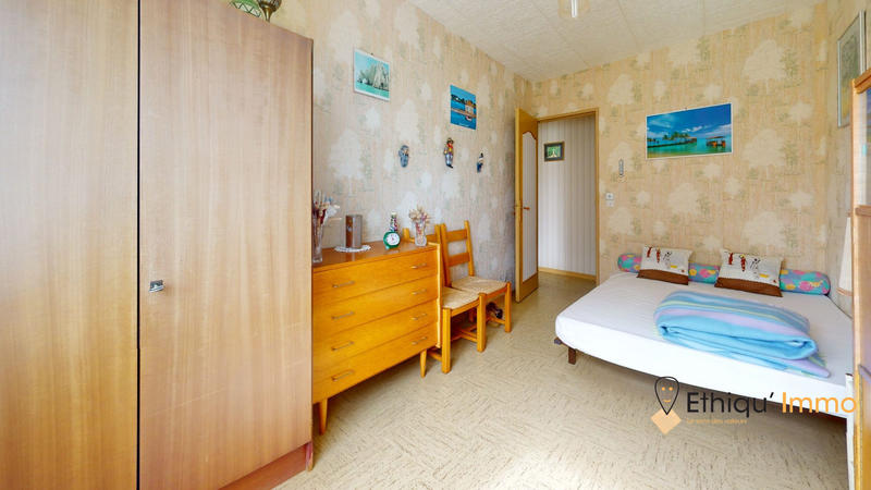 Maison - 99 m² - 6 pièces