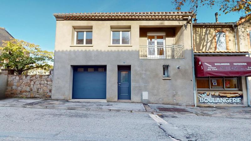 Maison - 102 m² - 4 pièces