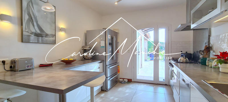 Maison - 190 m² - 7 pièces