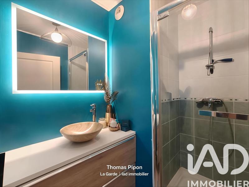 Appartement - 80 m² - 4 pièces