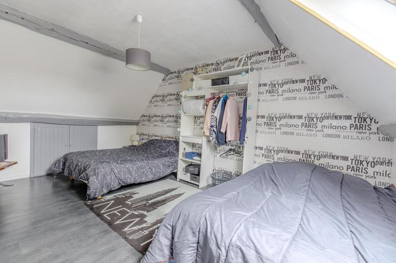 Maison - 210 m² - 9 pièces