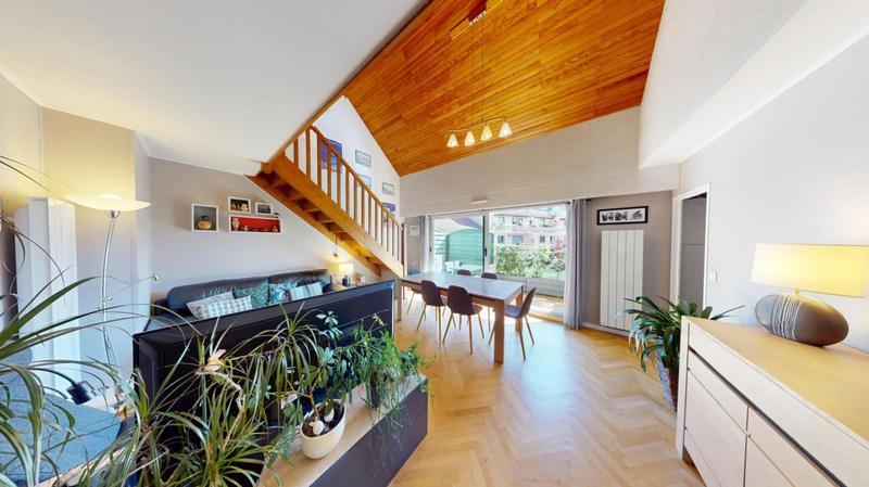 Duplex - 122 m² - 4 pièces