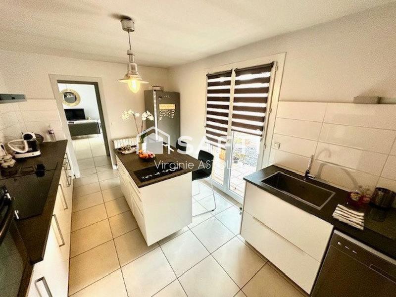 Maison - 138 m² - 5 pièces