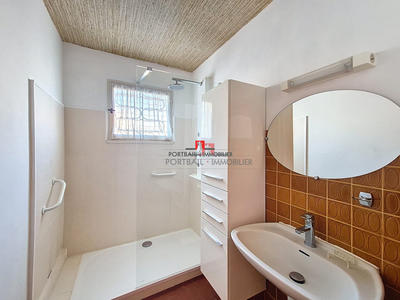 Maison traditionnelle - 95 m² - 4 pièces