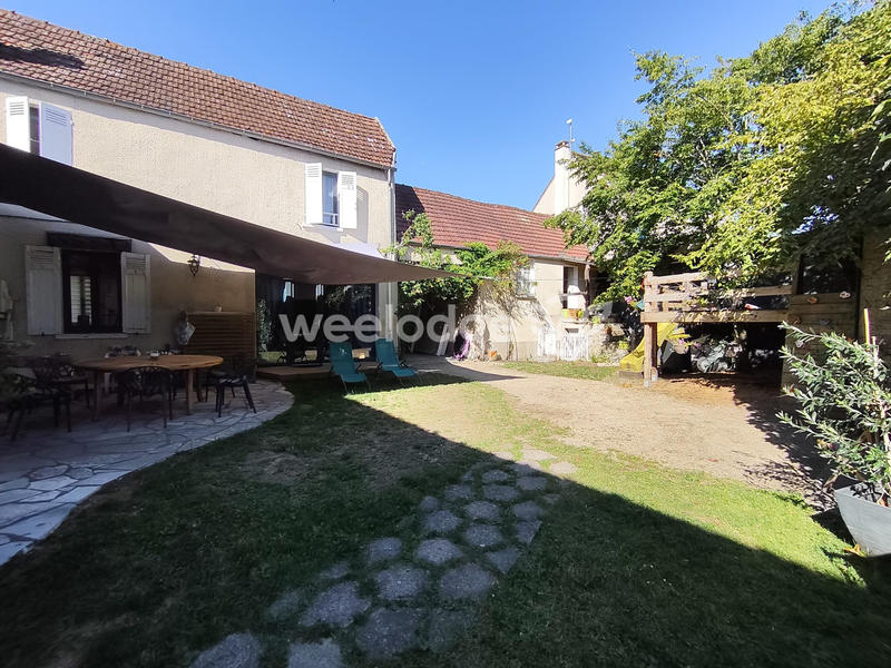 Maison - 171 m² - 7 pièces