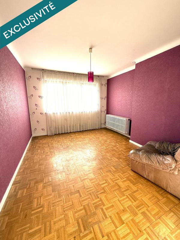 Maison - 240 m² - 8 pièces