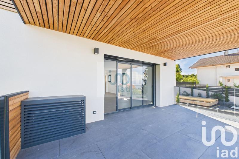 Appartement - 77 m² - 3 pièces