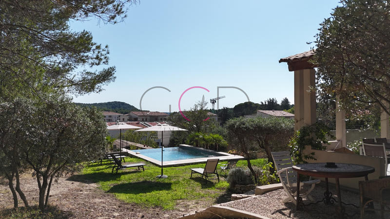 Maison - 154 m² - 7 pièces