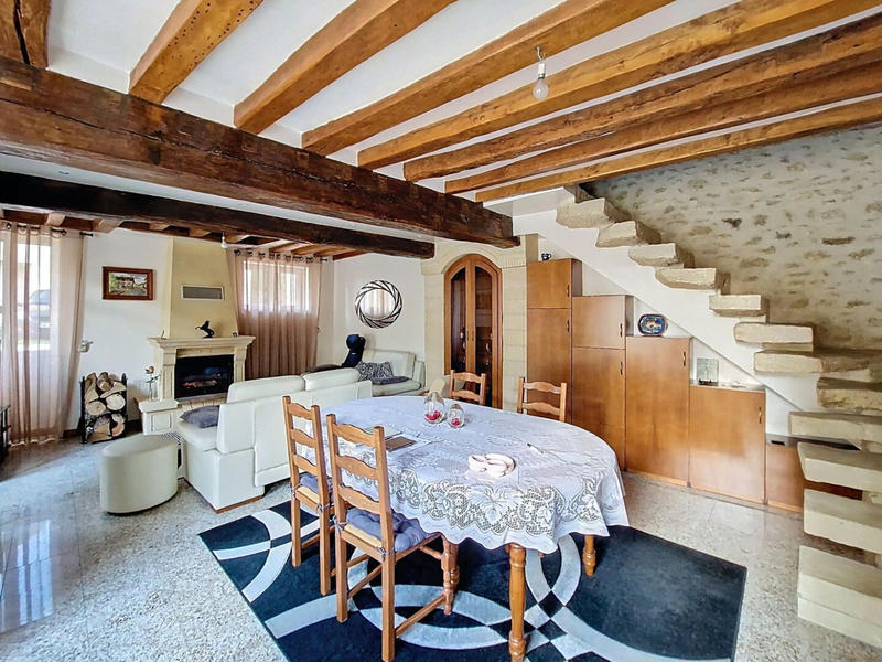 Maison - 135 m² - 5 pièces