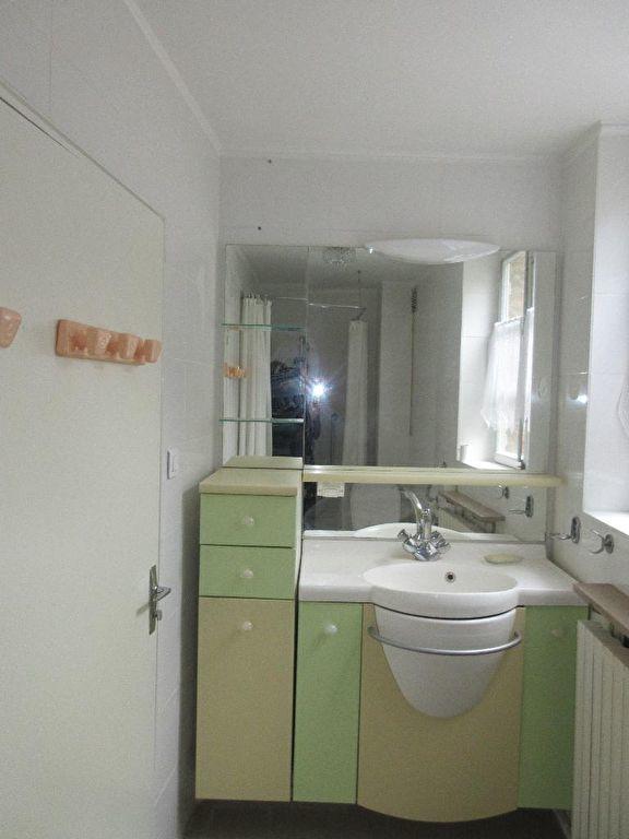 Appartement - 60 m² - 2 pièces