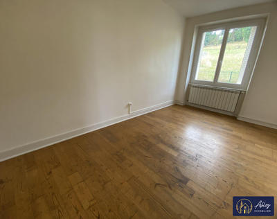 Maison - 139 m² - 7 pièces