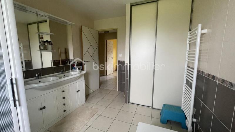 Maison - 115 m² - 6 pièces