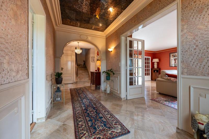 Maison - 179 m² - 6 pièces