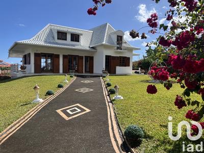 Maison - 183 m² - 4 pièces