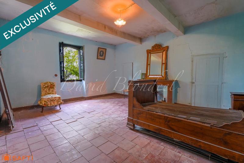 Maison - 271 m² - 8 pièces