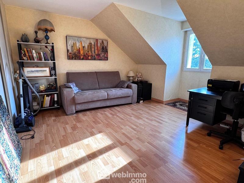 Maison - 162 m² - 6 pièces