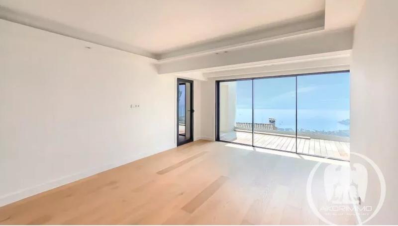 Villa - 238 m² - 5 pièces