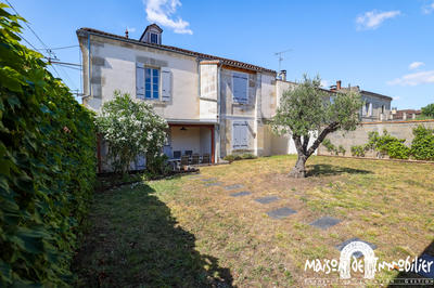 Maison - 187 m² - 7 pièces