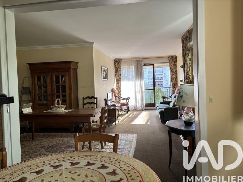 Appartement - 90 m² - 4 pièces