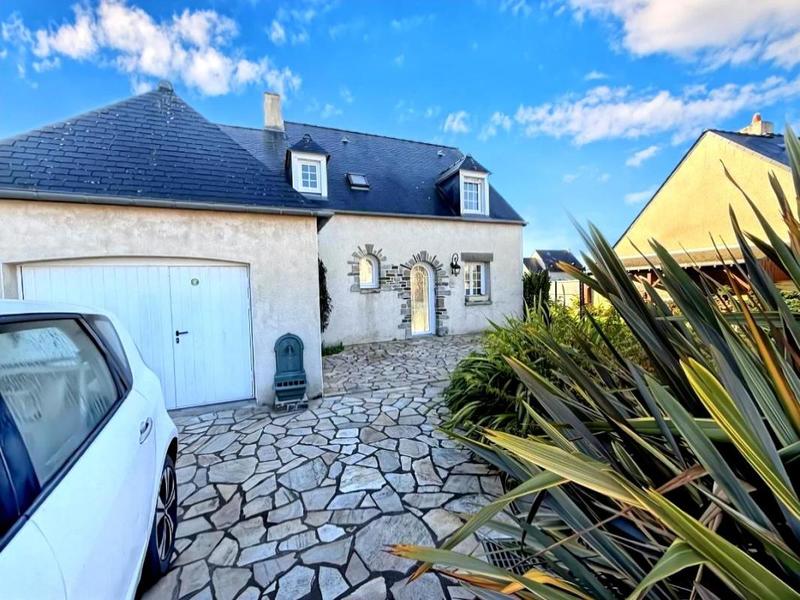 Maison - 105 m² - 5 pièces