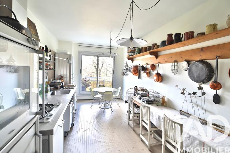 Appartement - 213 m² - 6 pièces