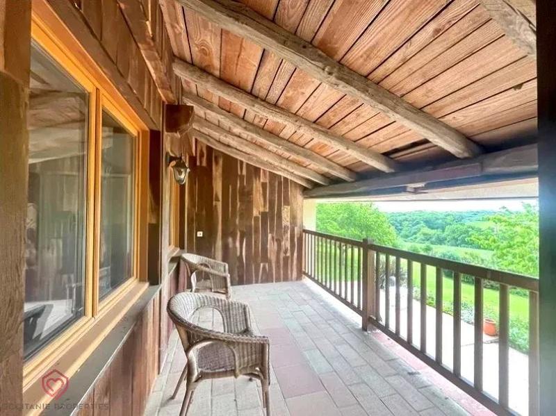 Maison - 150 m² - 5 pièces