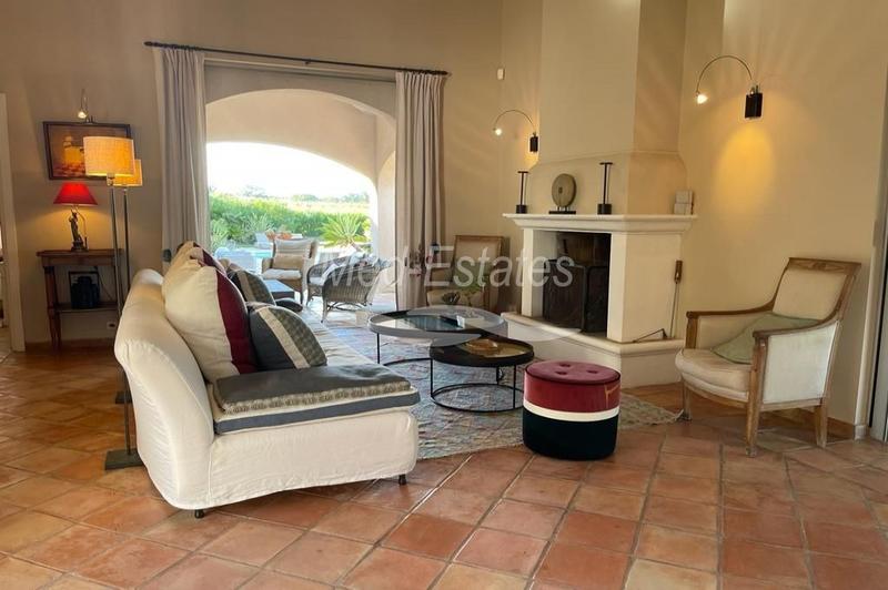 Villa - 350 m² - 10 pièces