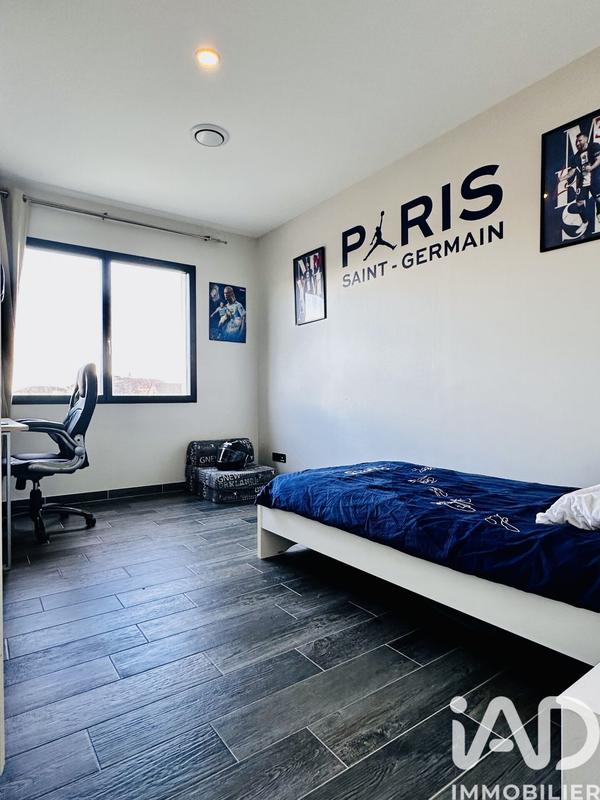 Maison - 140 m² - 5 pièces