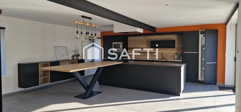 Maison - 122 m² - 4 pièces