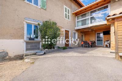 Maison - 196 m² - 6 pièces