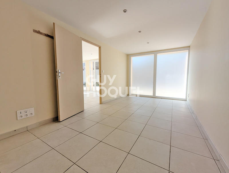 Local commercial - 57 m² - 2 pièces