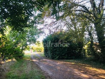 Terrain constructible - 9 346 m²