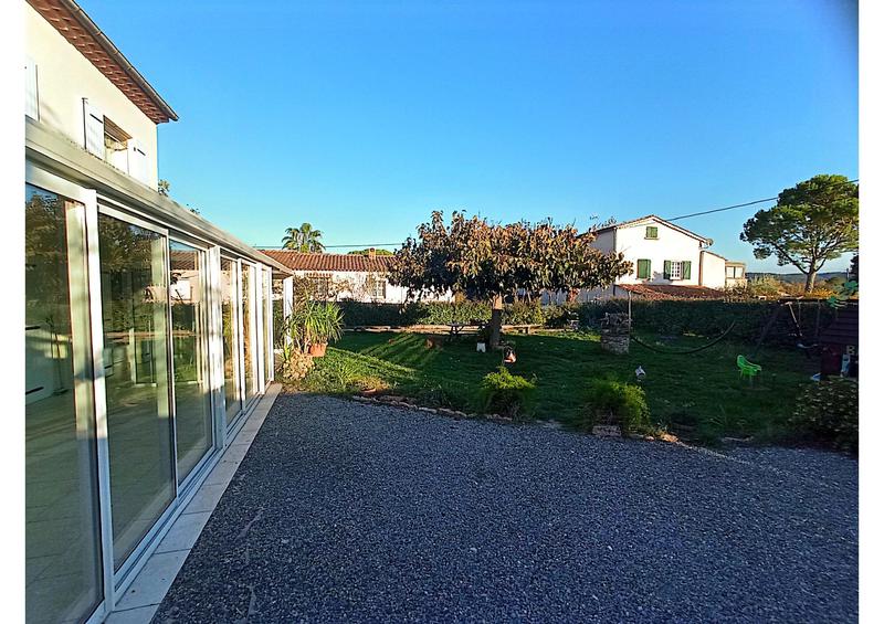 Appartement - 62 m² - 2 pièces