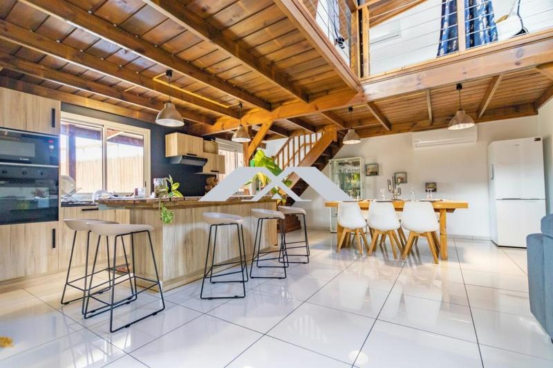 Villa - 104 m² - 4 pièces