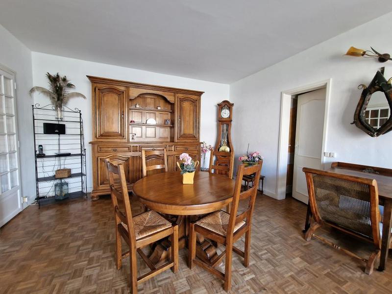 Appartement - 95 m² - 4 pièces