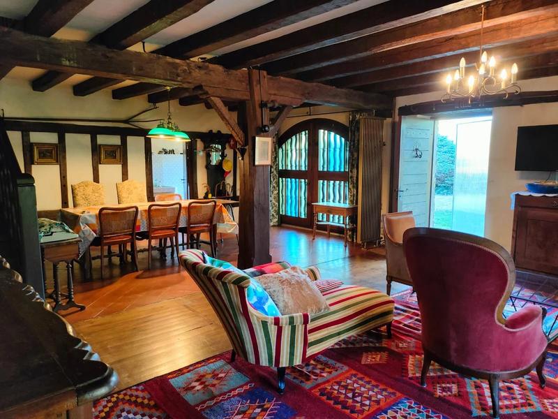 Propriété - 258 m² - 9 pièces