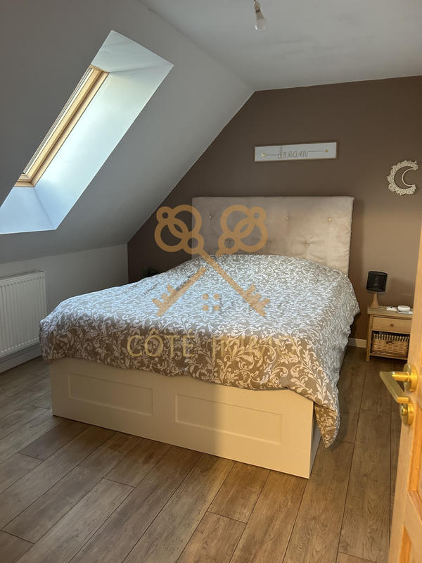 Maison - 95 m² - 5 pièces