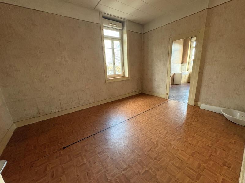 Appartement - 64 m² - 2 pièces