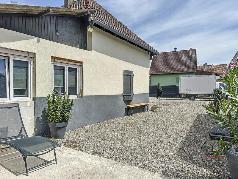 Maison - 220 m² - 7 pièces