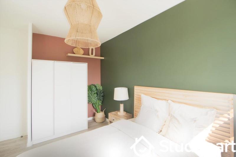 Chambre - 9 m² - 1 pièce