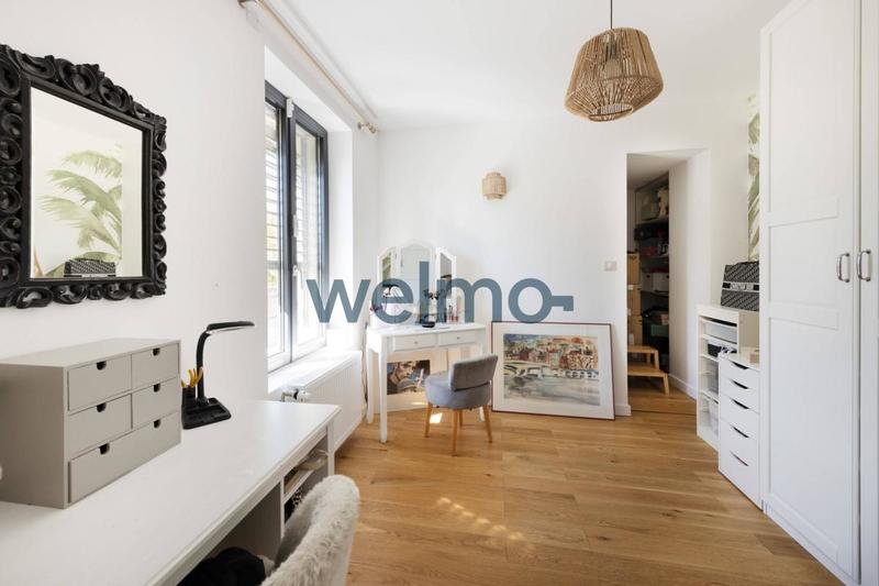 Maison - 175 m² - 8 pièces