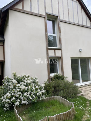 Maison - 83 m² - 5 pièces