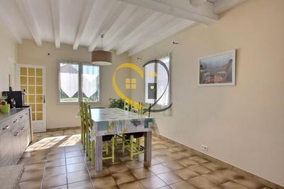 Maison - 190 m² - 6 pièces