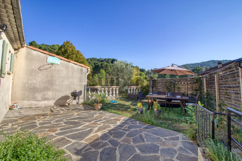 Maison - 143 m² - 6 pièces