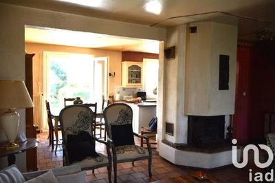 Maison - 121 m² - 8 pièces