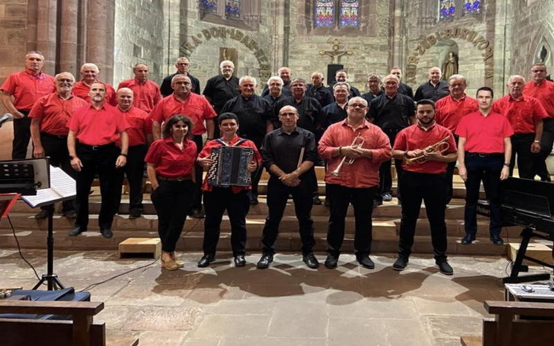 Choeurs basques d'hommes Gogotik + batterie-fanfare Alegera