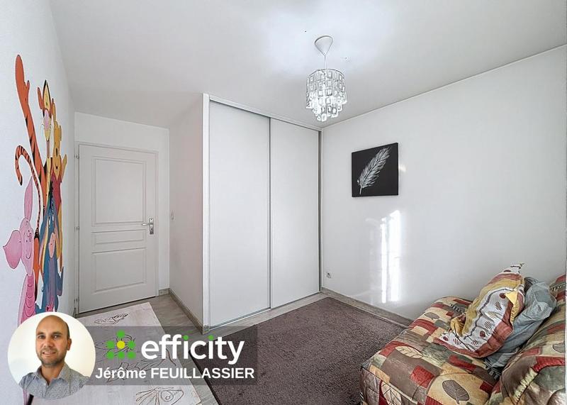 Appartement - 94 m² - 4 pièces