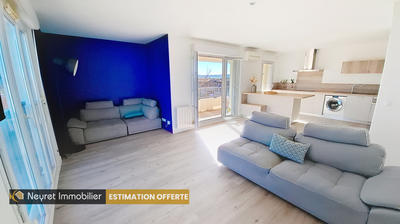 Appartement - 81 m² - 4 pièces