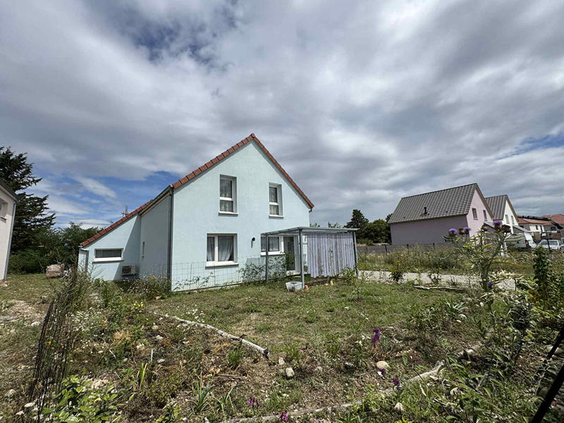 Maison - 101 m² - 5 pièces